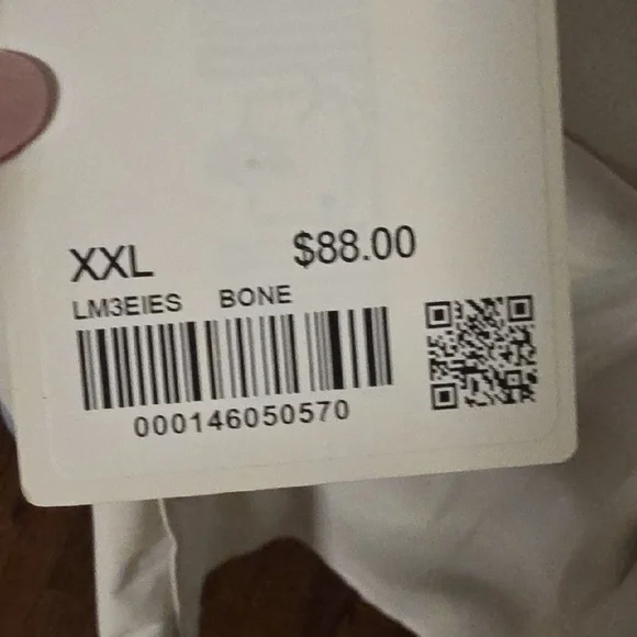 White Short Sleeve Men's Shirt - Picture 5 of 5